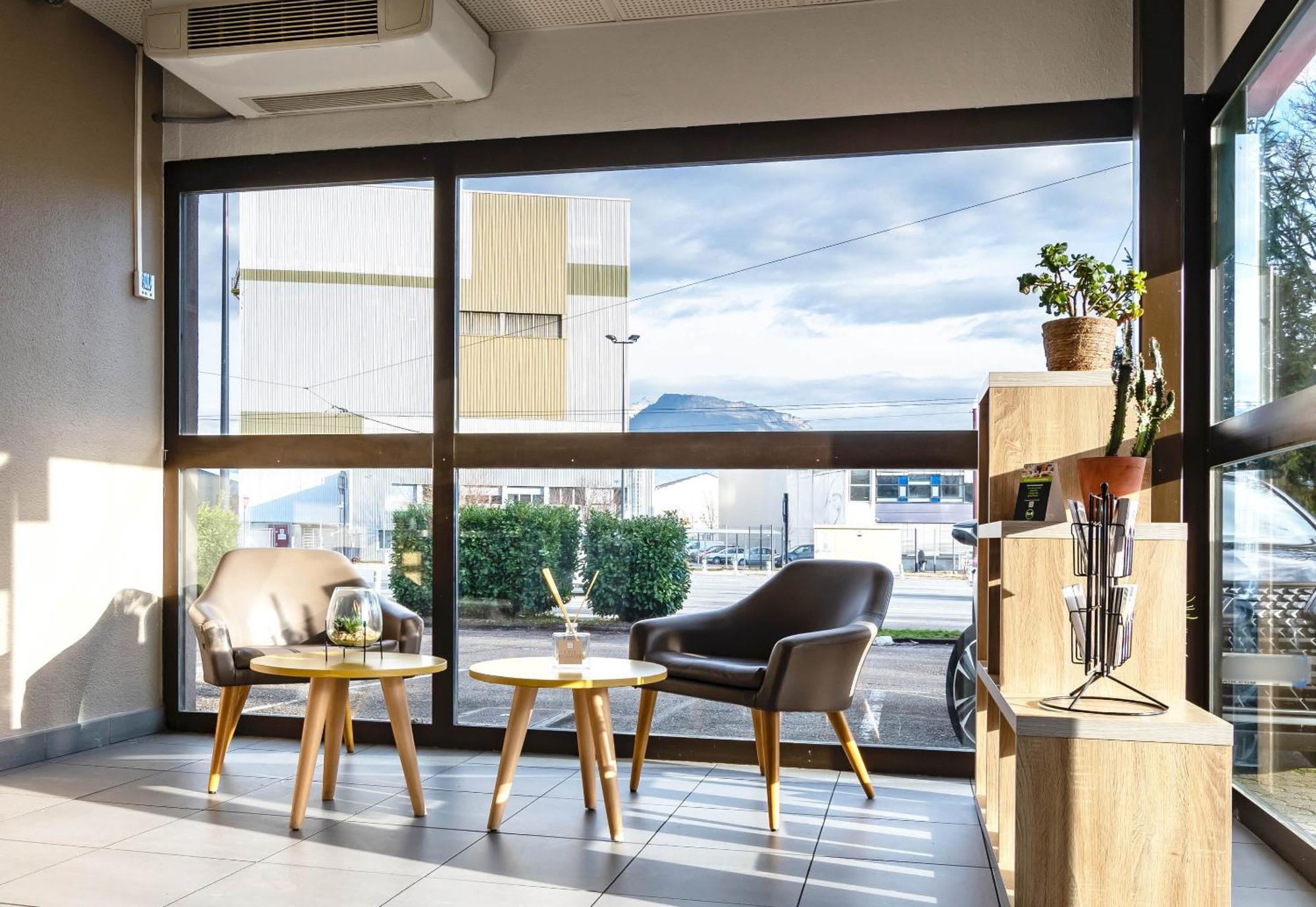B&B HOTEL Grenoble Centre Verlaine Extérieur photo